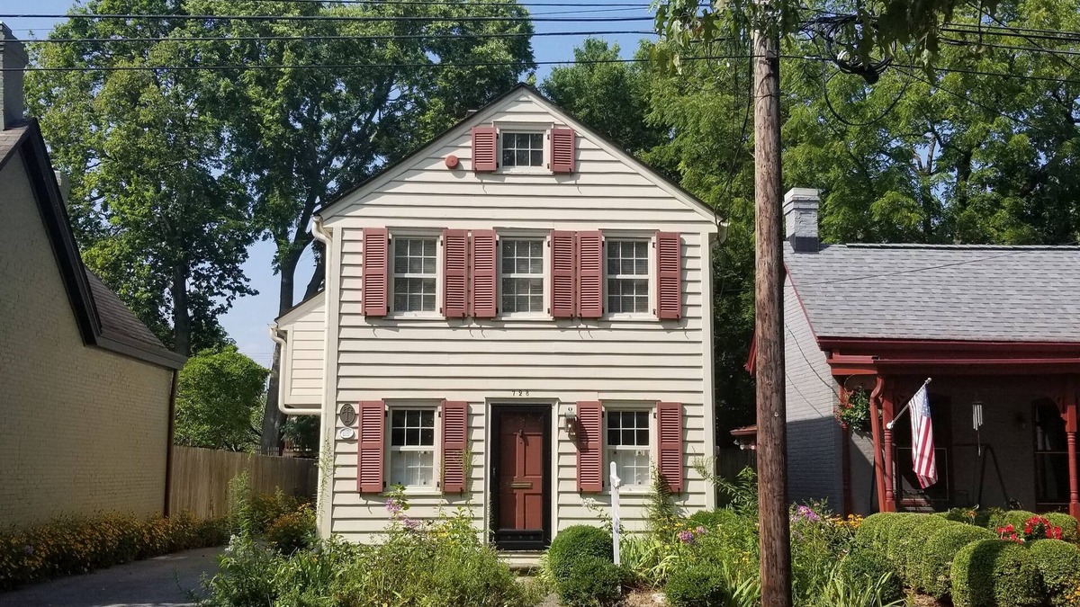 West Suburb House | Historic charm in the heart of downtown Lexington