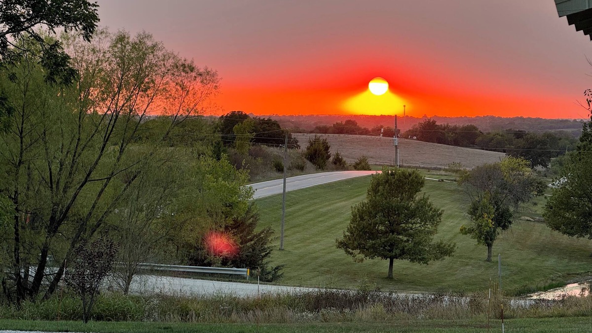 Paola Cottage | Historic Charm Meets Modern Comfort on the Kansas Prairie