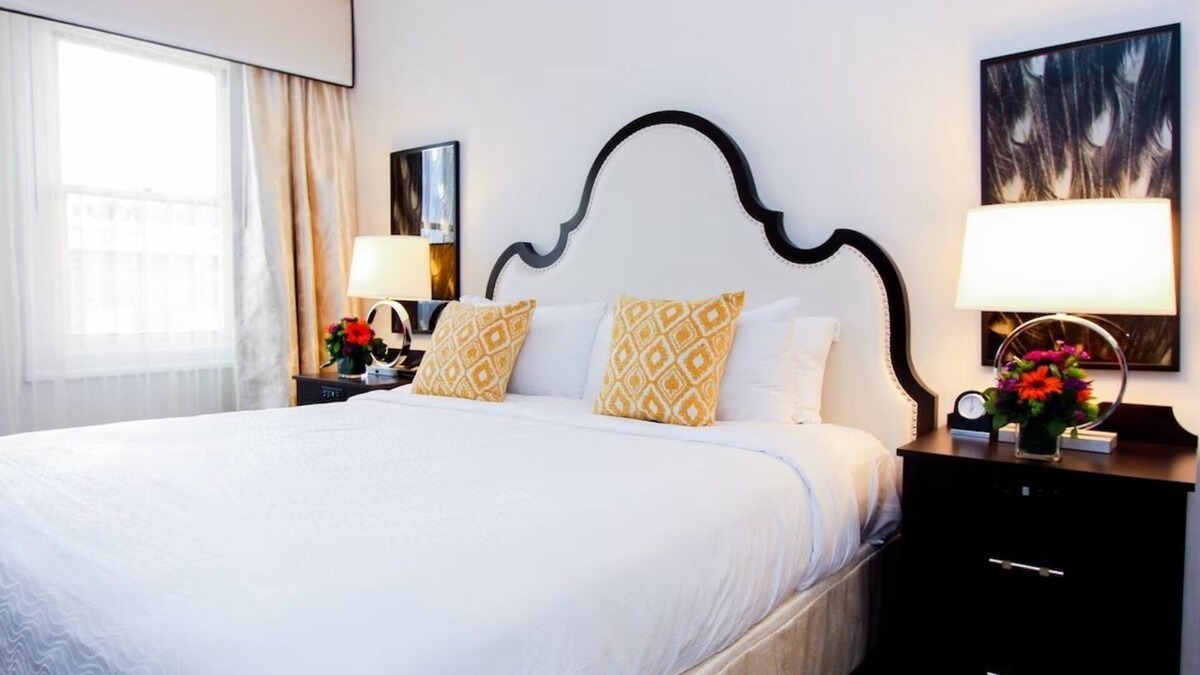 Kalorama Heights Hotel | Historic Charm Meets Modern Comforts in This Distinguished D.C. Hotel