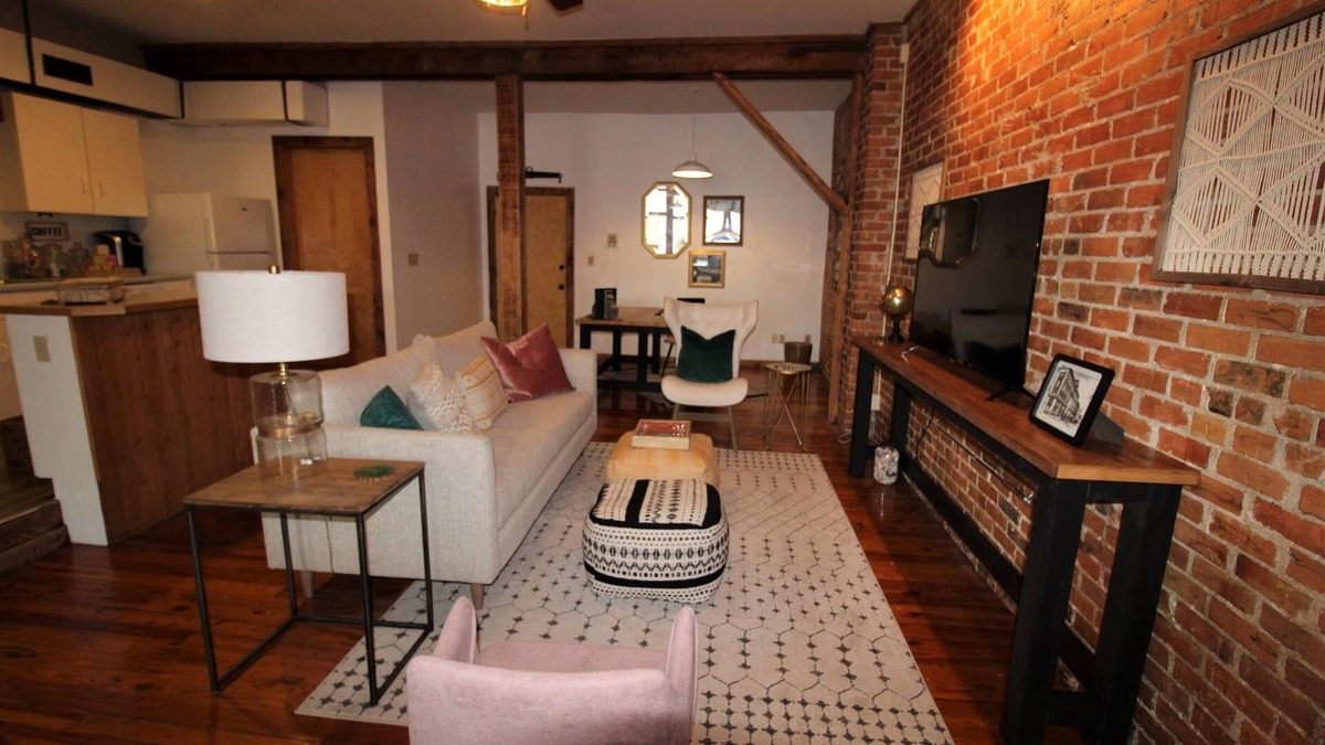 Durants Neck Condo | Historic Condo in the Heart of Downtown Elizabeth City