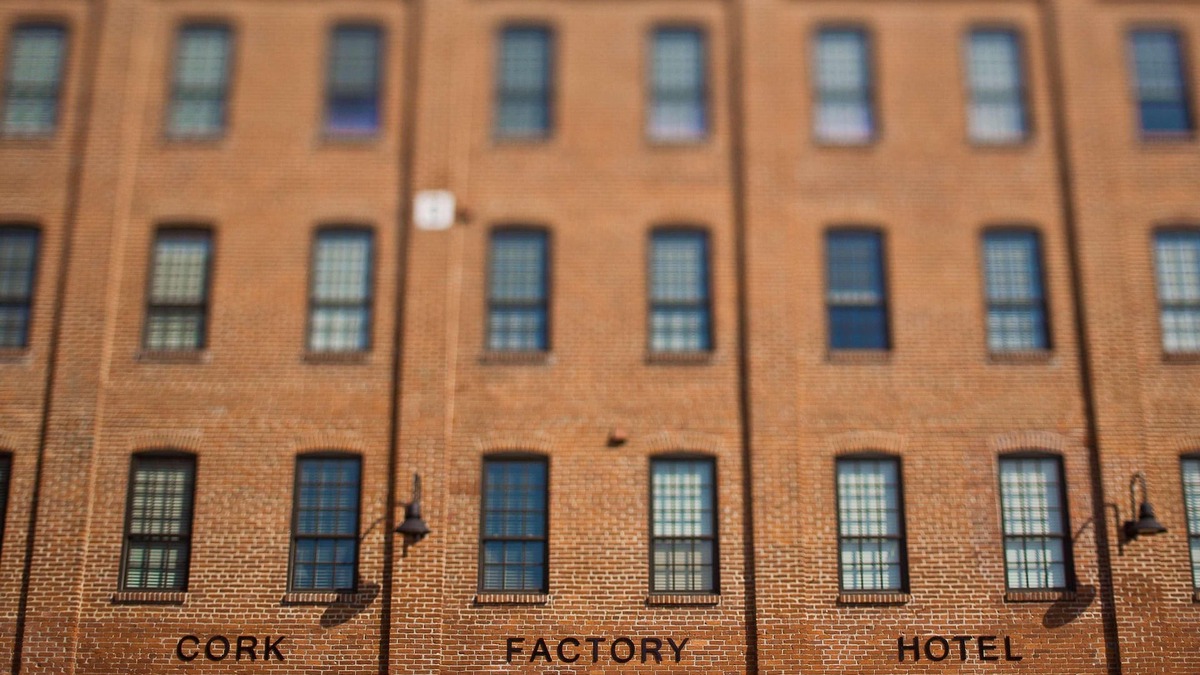 Lancaster Hotel | Historic Cork Factory Located in Urban Place - Center of Dining -Shopping - Fun!