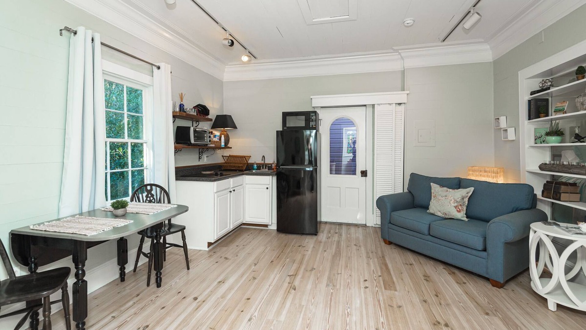 Historic Downtown Apalachicola Cottage | Historic Cottage in the Heart of Apalachicola