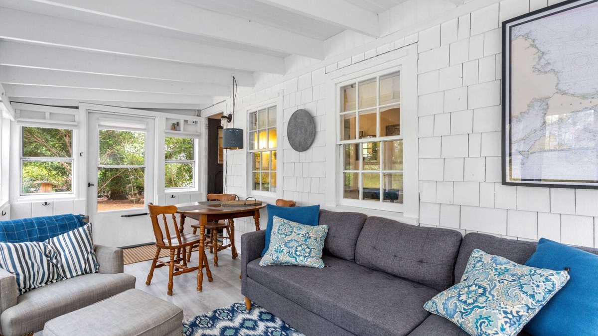 West Chatham Cottage | Historic Cottage on White Pond, near Downtown Chatham and beaches