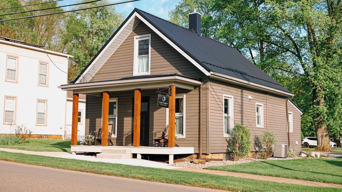 Fredericksburg Cottage | Historic Cottage in the Heart of Amish Country