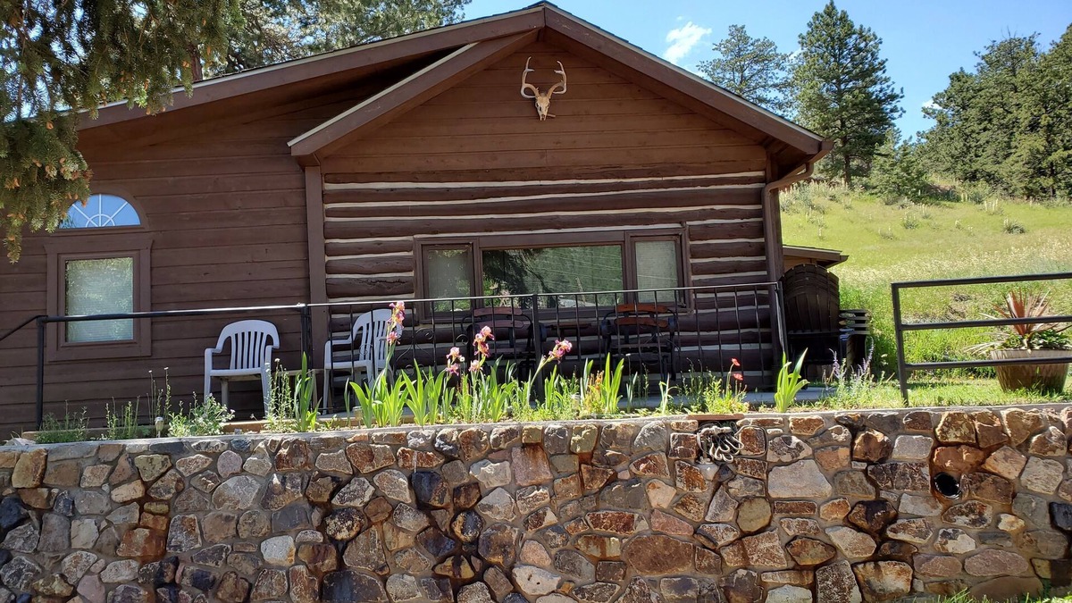 Woodland Park Cabin | Historic Crystola cabin