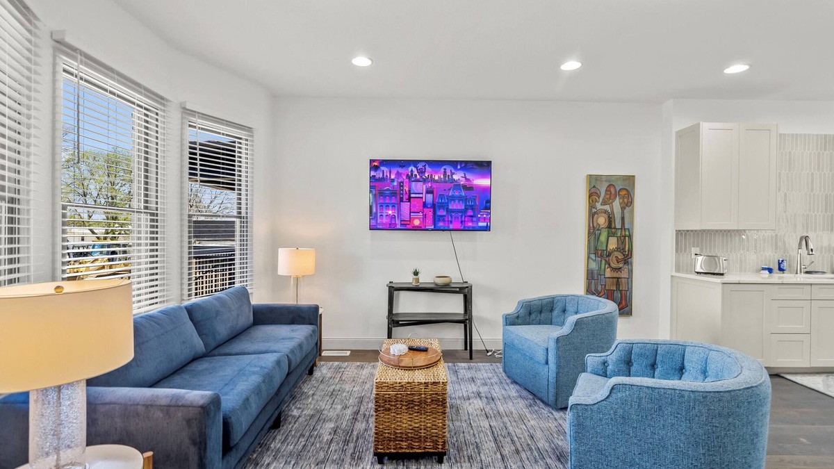 Cedar Falls House | Historic Downtown Brownstone Completely Renovated!