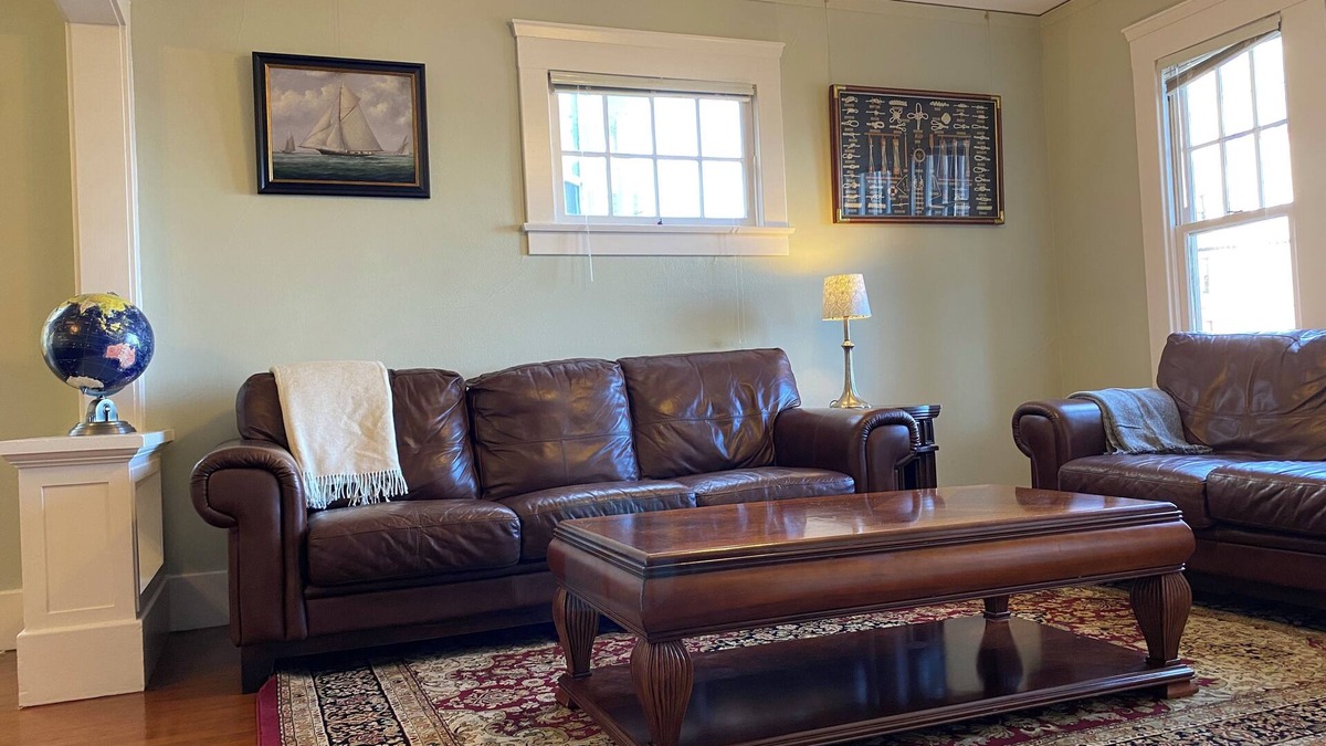 Astoria Apartment | Historic Downtown Flat, No. 1