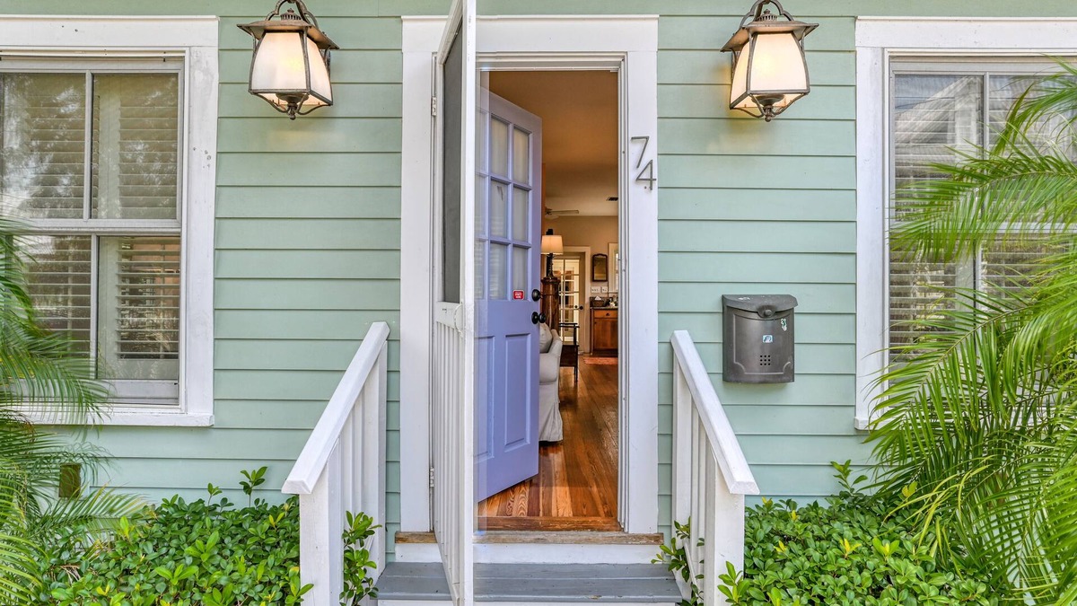 St. Augustine House | Historic Downtown Home with Private Heated Pool! Walk to Everything!