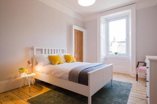 West End Apartment | Historic Edinburgh 1890s Home Turned Relaxing Retreat