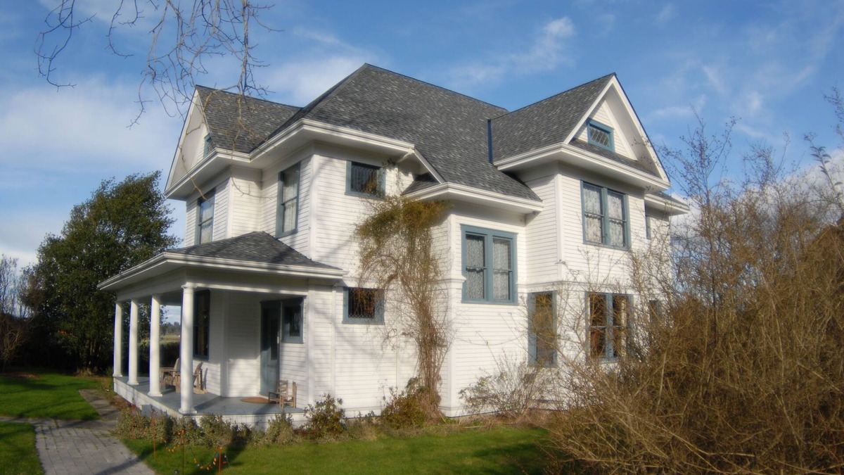 Coupeville Other | Historic Farm Home for Gatherings.