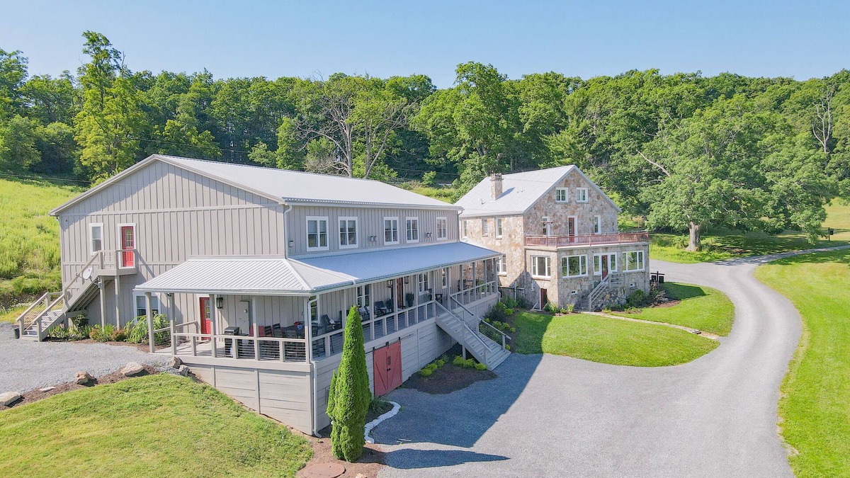Swanton House | Historic Farm, Near Lake, 10 Acres, Newly Renovated