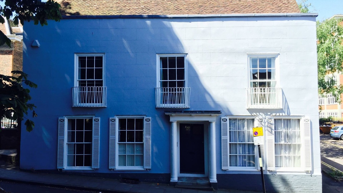 Colchester House | Historic Georgian House in Colchester Town Centre with parking