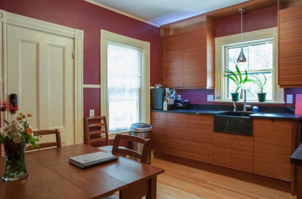 Observatory Hill Apartment | Historic Harvard & MIT Victorian