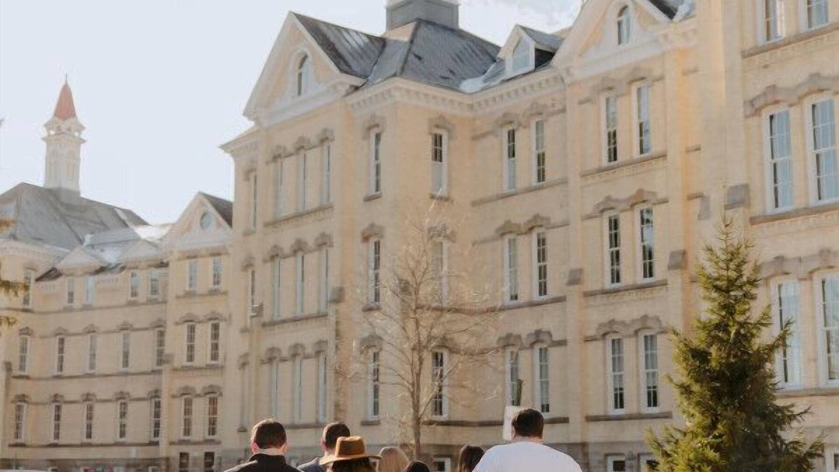 Traverse City Condo | Historic Hearth · Newly Redesigned Condo in Historic Building