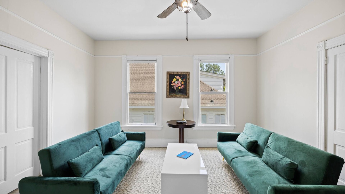 Mobile House | Historic Home in Oakleigh, Sleeps 10, Mardi Gras