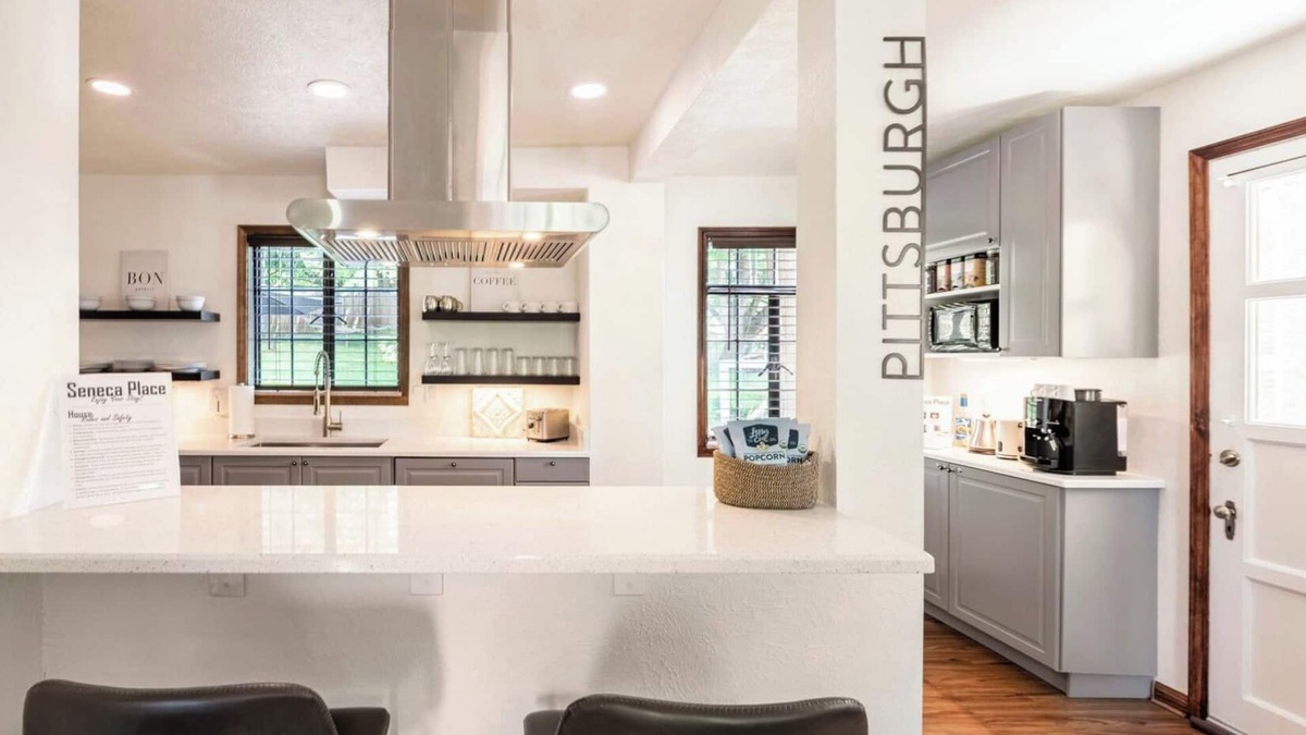 Mount Lebanon House | Historic Home Located in the Quiet Pittsburgh Suburb of Mount Lebanon