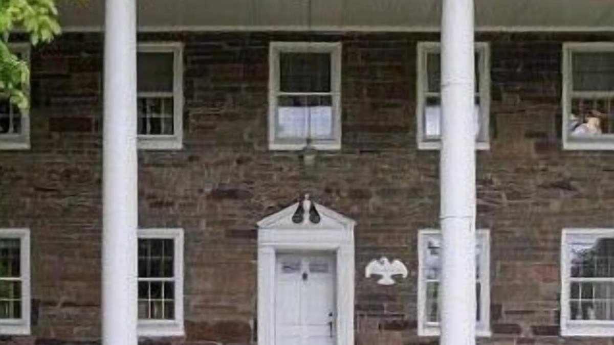 Everett House | Historic home, serene patio, hiking; Minutes from Bedford Springs! Heated POOL!