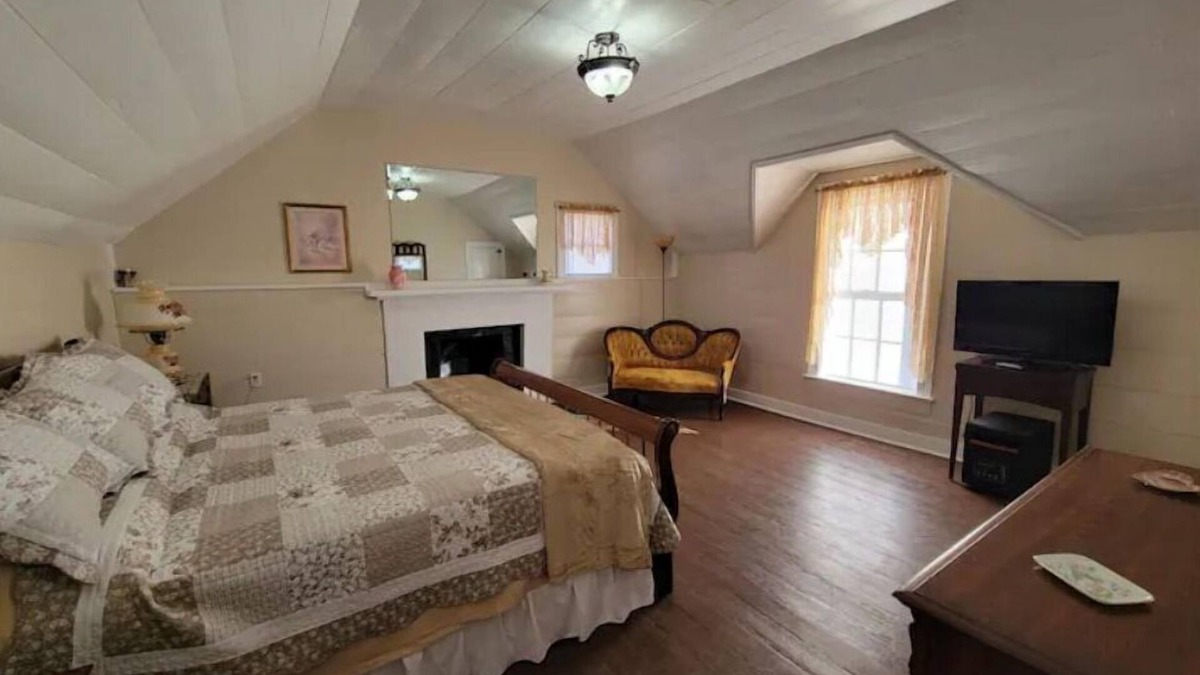Rocky Mount House | Historic Home Victorian Entire Second Level