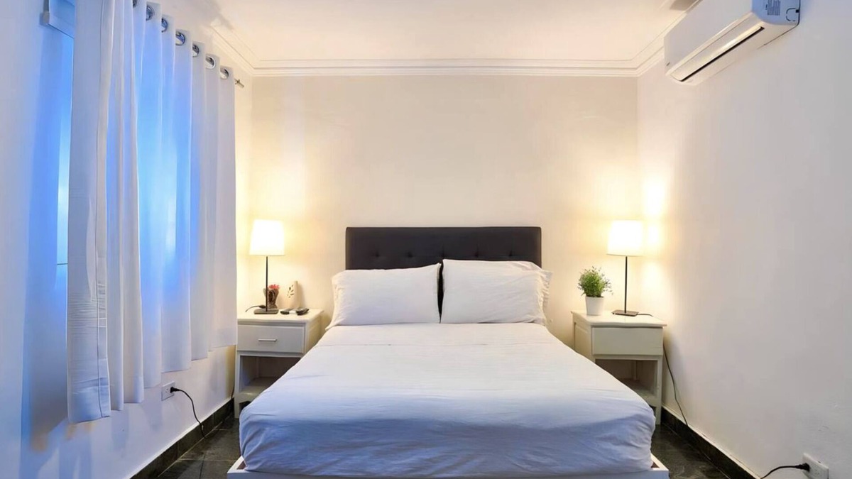 Zona Colonial Hotel | Historic Hotel: 1BD/1BA Vintage Room with Colonial Character & Modern Amenities