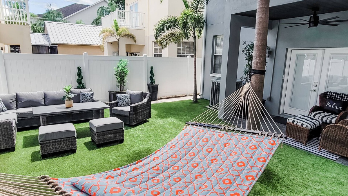 Hyde Park House | Historic Hyde Park Village Haven