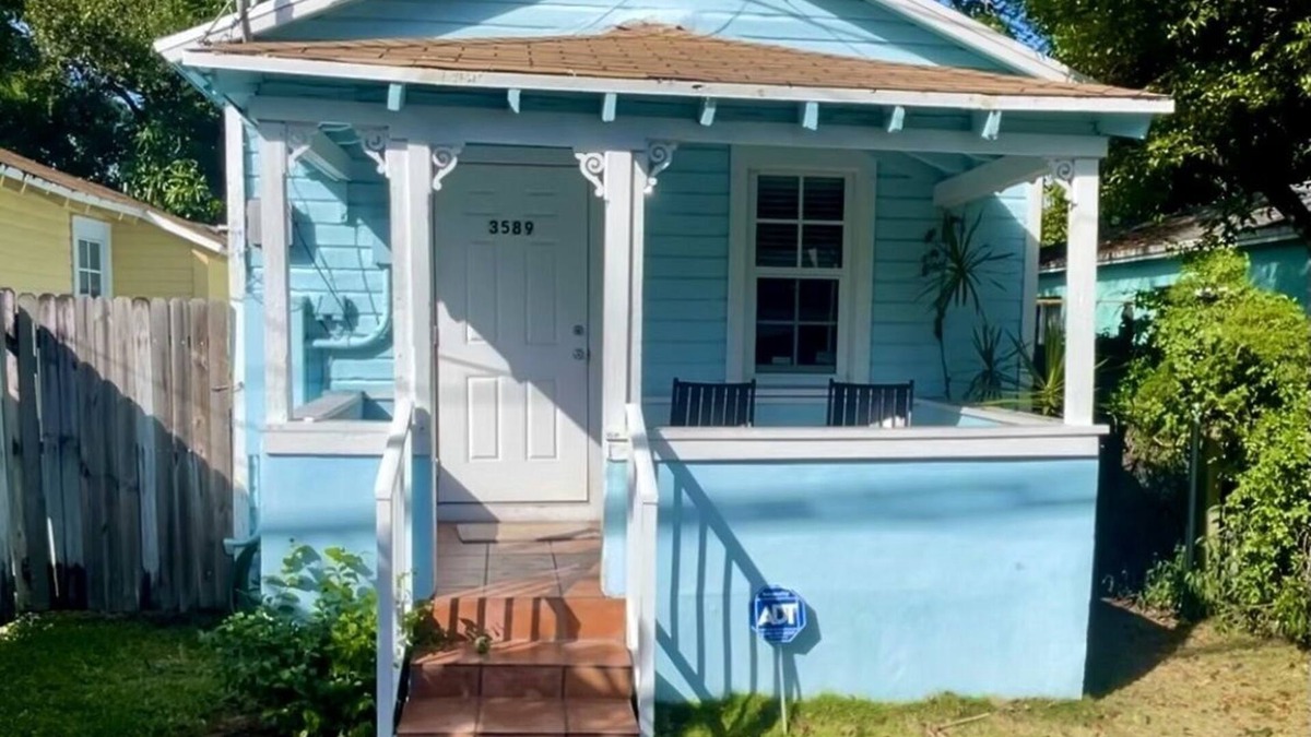Southwest Coconut Grove House | Historic Key West Style Home In South Coconut Grove Blue House