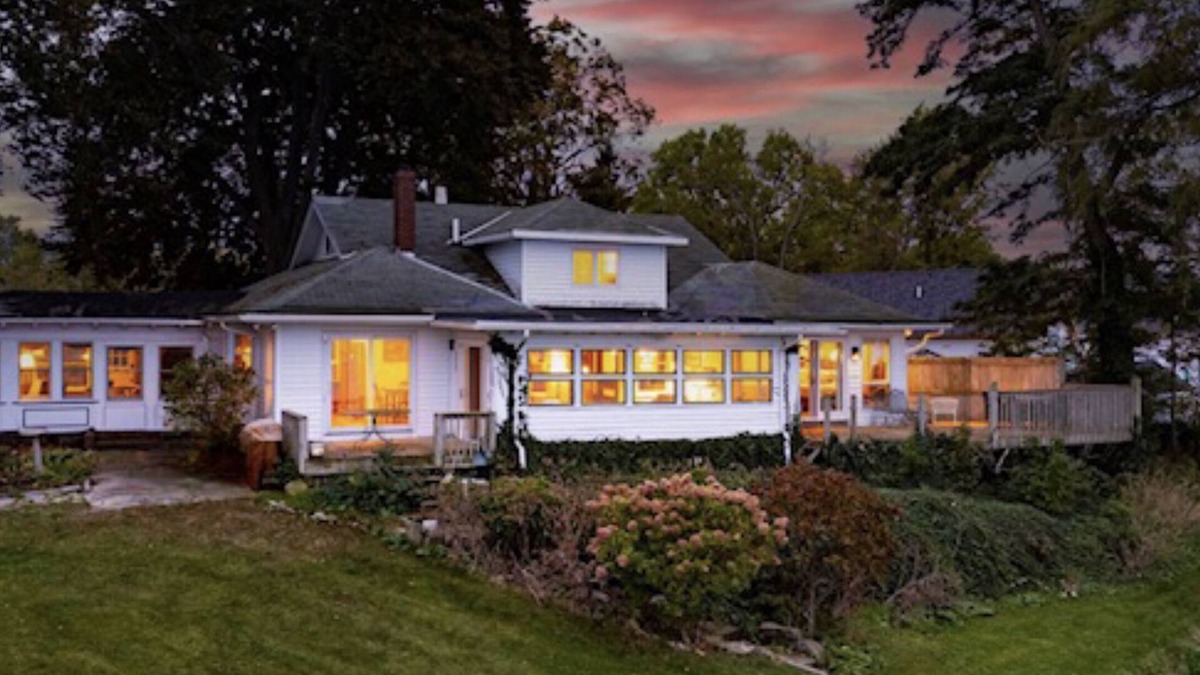 Willoughby Hills House | Historic Lakefront Home with Amazing Views of Lake Erie!