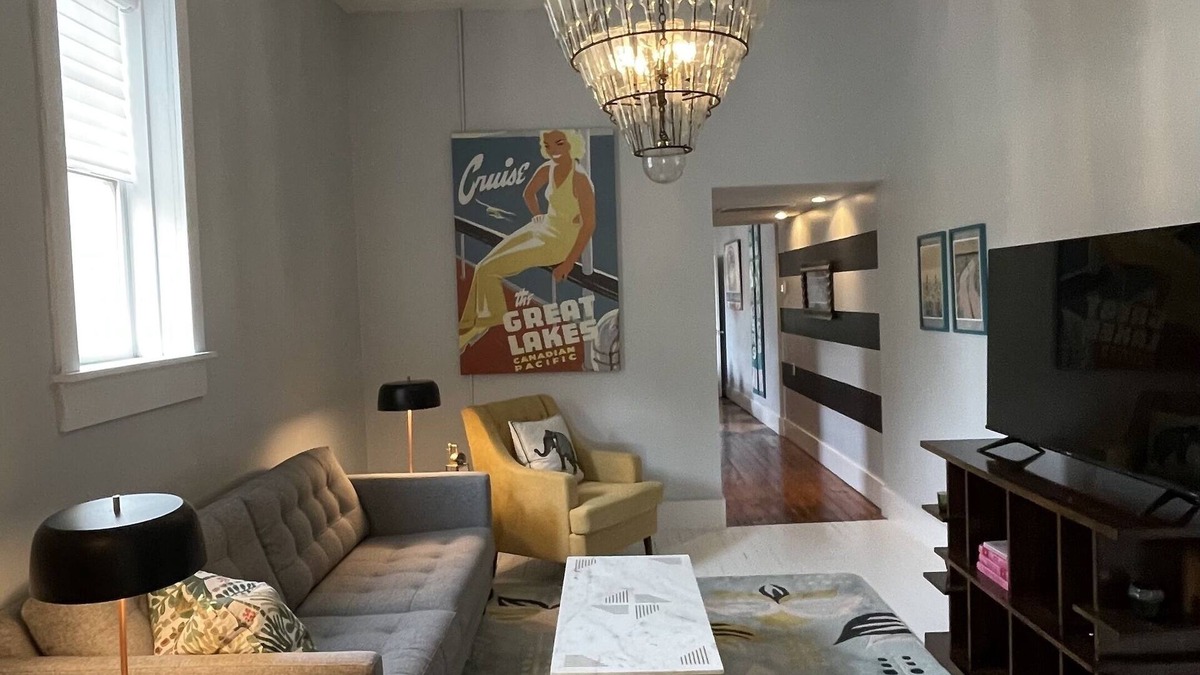 Frankfort Apartment | Historic loft apartment in downtown Frankfort, TWO blocks from Lake Michigan!