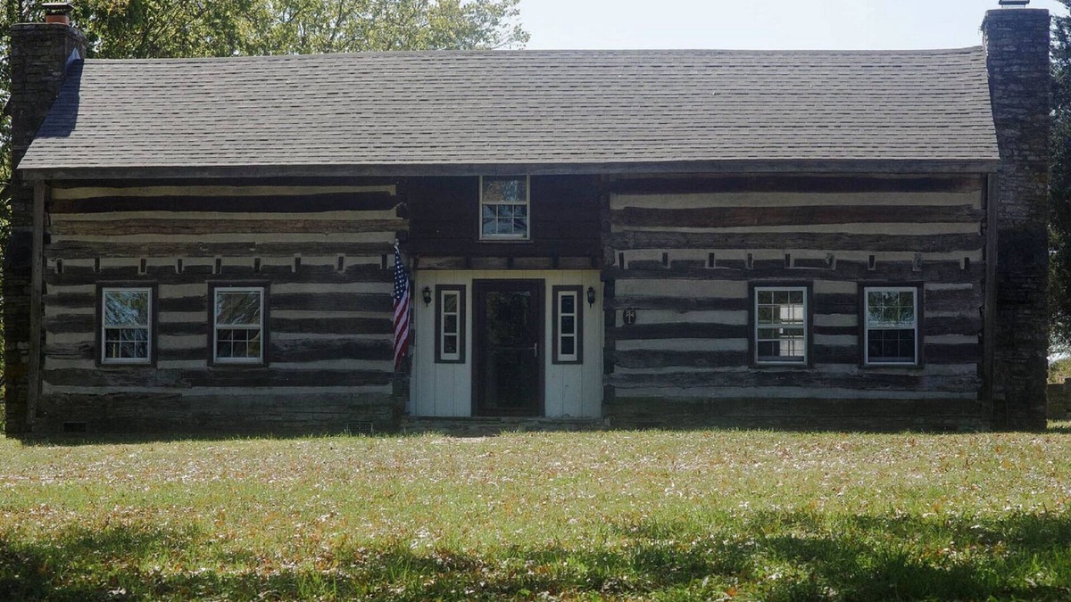 Winchester Cabin | Historic Log Cabin - Farm - Near RRG and Lex. Winter retreat rates available