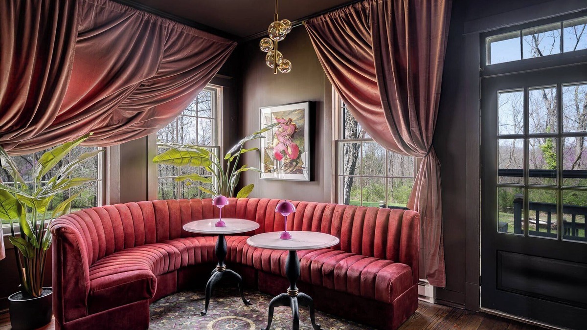 Eastwood House | Historic Louisville Estate | Luxe & Spacious Stay