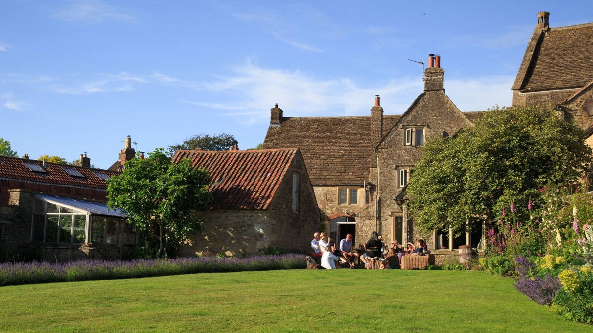 Norton St. Philip House | Historic Malthouse-Somerset village location Bath