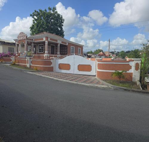 Bridgetown Apartment | Historic Manor