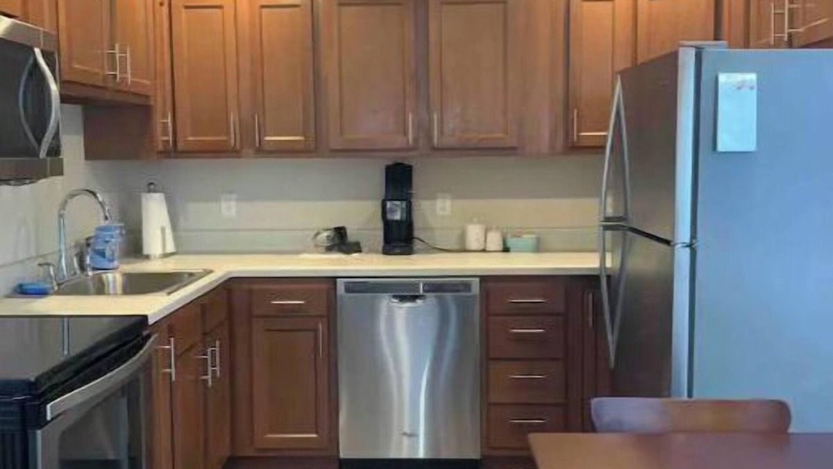 Dubuque Apartment | Historic oasis next to spa in downtown Dubuque