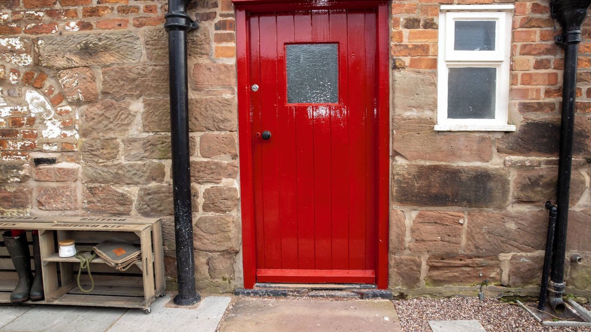 Tarporley House | Historic refurbished cottage walking distance to Beeston and Peckforton castle