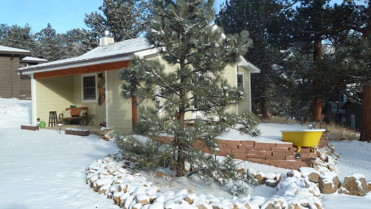 Estes Park Cabin | Historic, Romantic, Secluded 1910 Cabin; updated with modern amenities