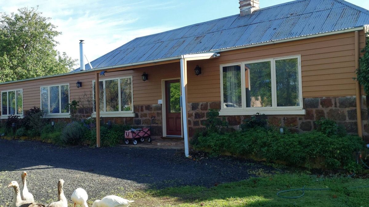 Kanagulk Other | Historic rural large 3 bedroom GuestHouse