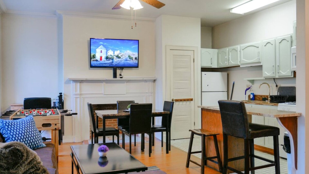 Albany Apartment | ❣️Historic, Spacious & Fun 2BR Apt @ Downtown Albany