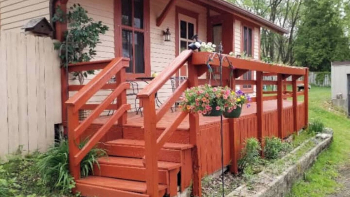 Mindoro House | Historic Stay! "The Depot" Tiny House