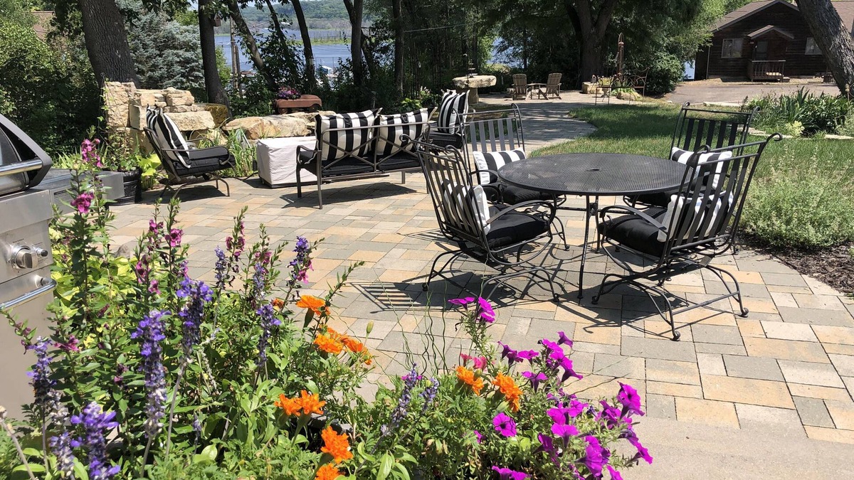 Stillwater House | Historic Stillwater restored cottage with riverviews near bike path & town