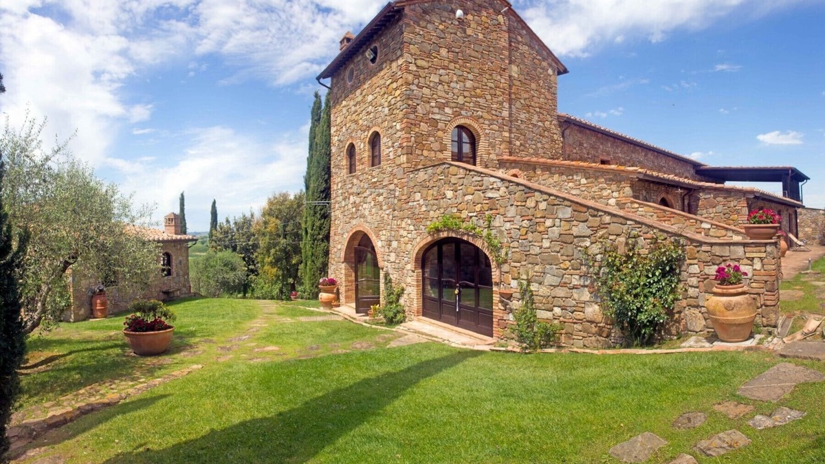 Cinigiano Apartment | Historic Stone House Casanova with Pool & close to Seaside