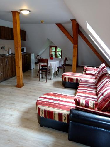 Strasnice Apartment | Historic Villa Apartments