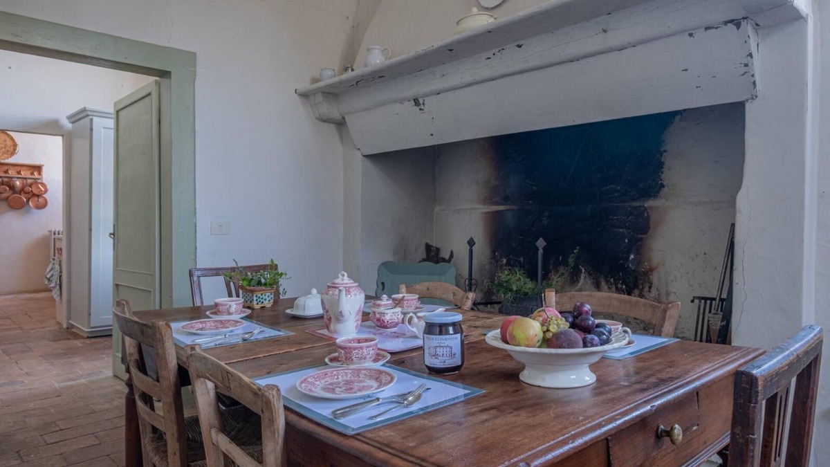 Fornole Villa | Historic villa with swimming pool surrounded by nature