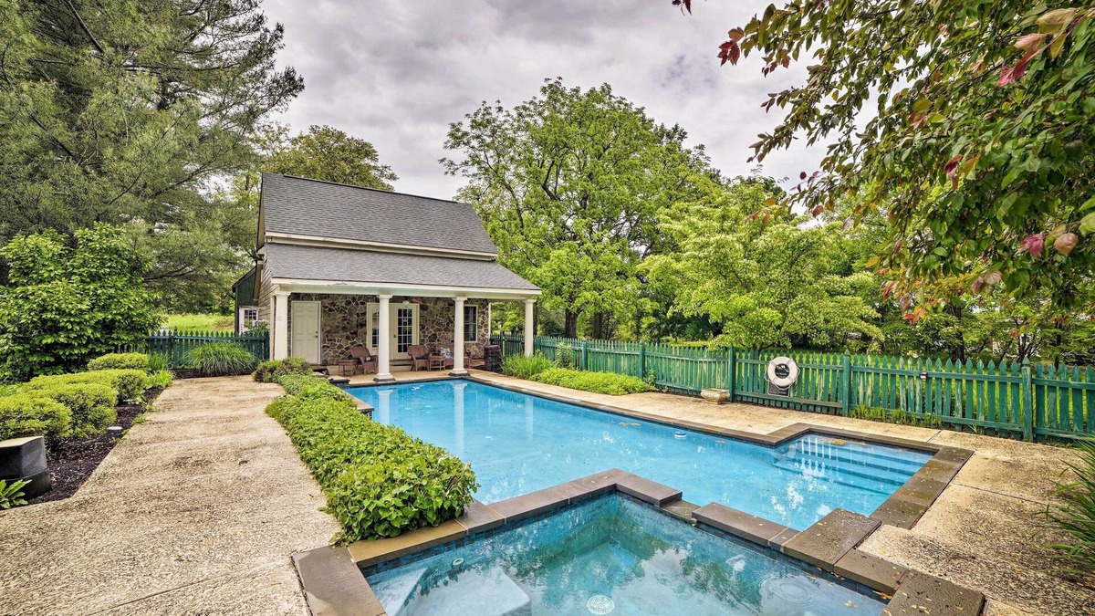 Linden Villa | Historic Virginia Wine Country Villa w/Pool, Yard