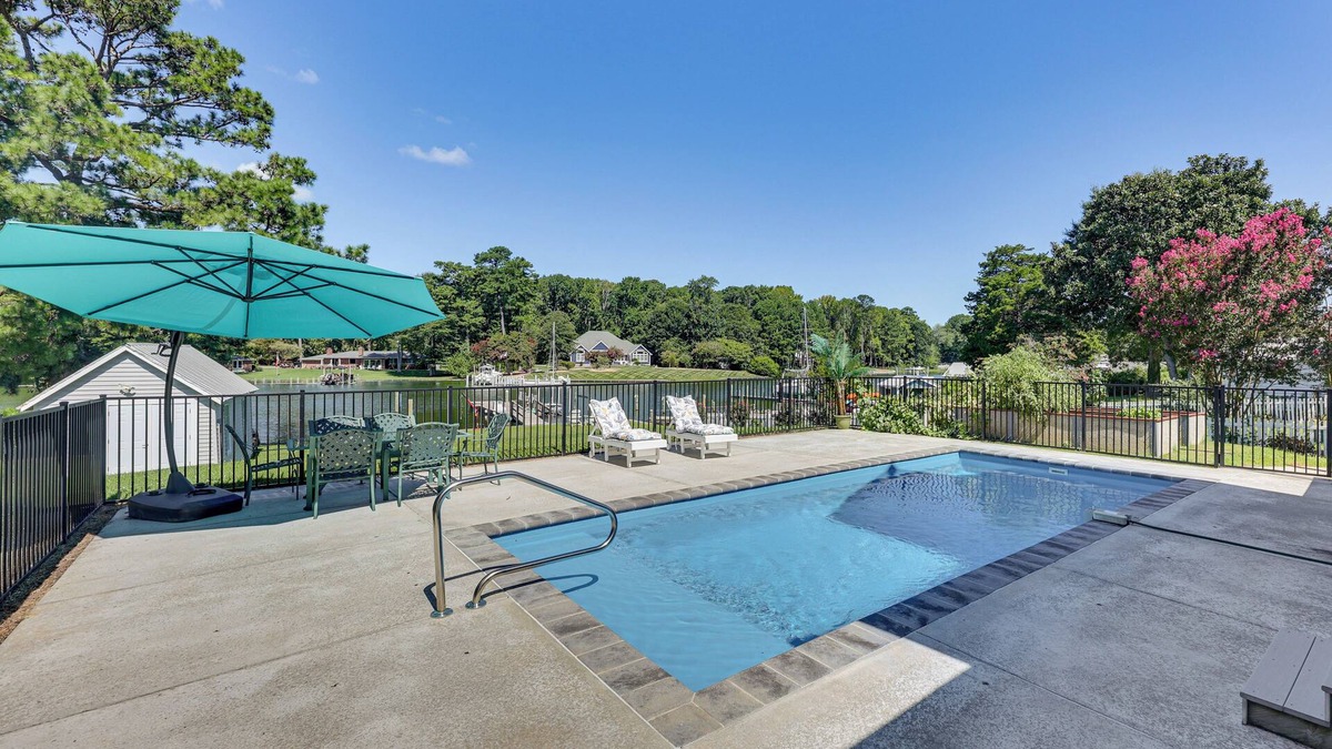 Reedville House | Historic Waterfront Home w/Dock in Reedville!