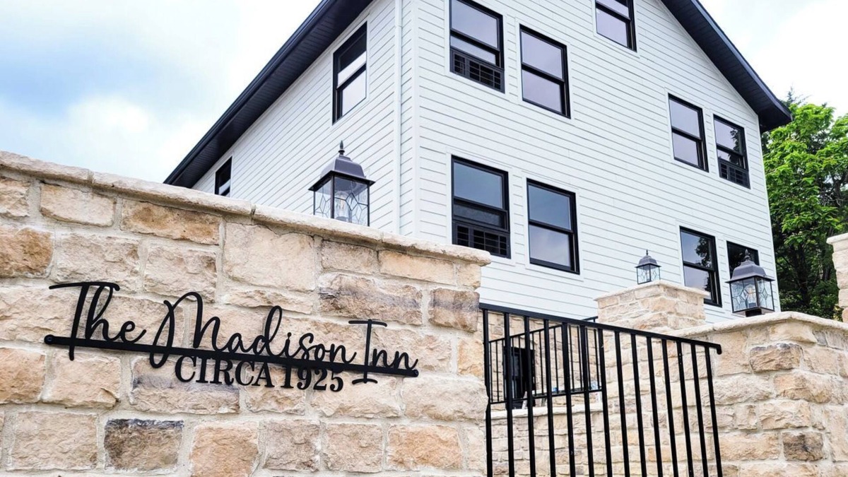 Madison Apartment | Historic woodside view suite 205, Historic woodside view suite 205