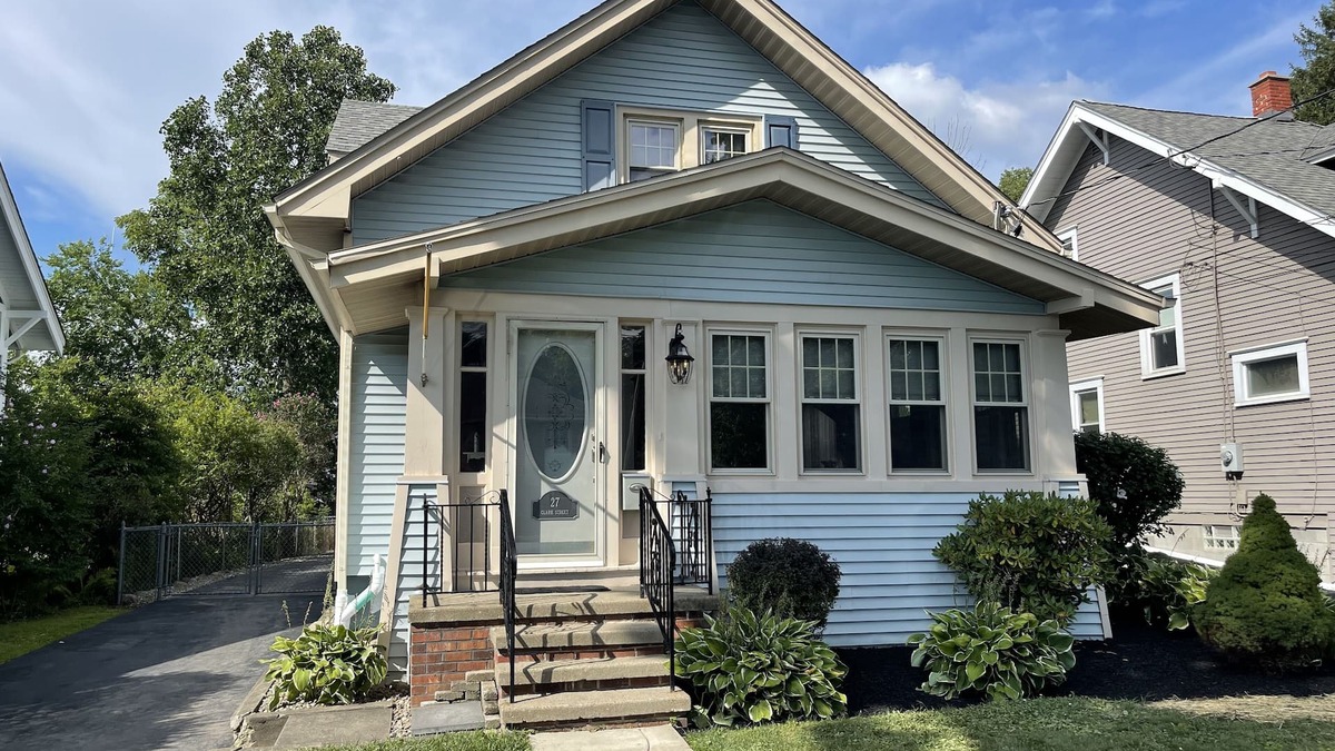 Orchard Park House | Historical Charm, in the Village of Orchard Park, easy to everywhere
