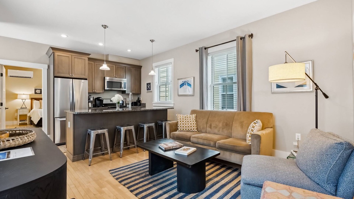 West End Condo | Historical & dog-friendly West End condo with parking - walk to all of Portland