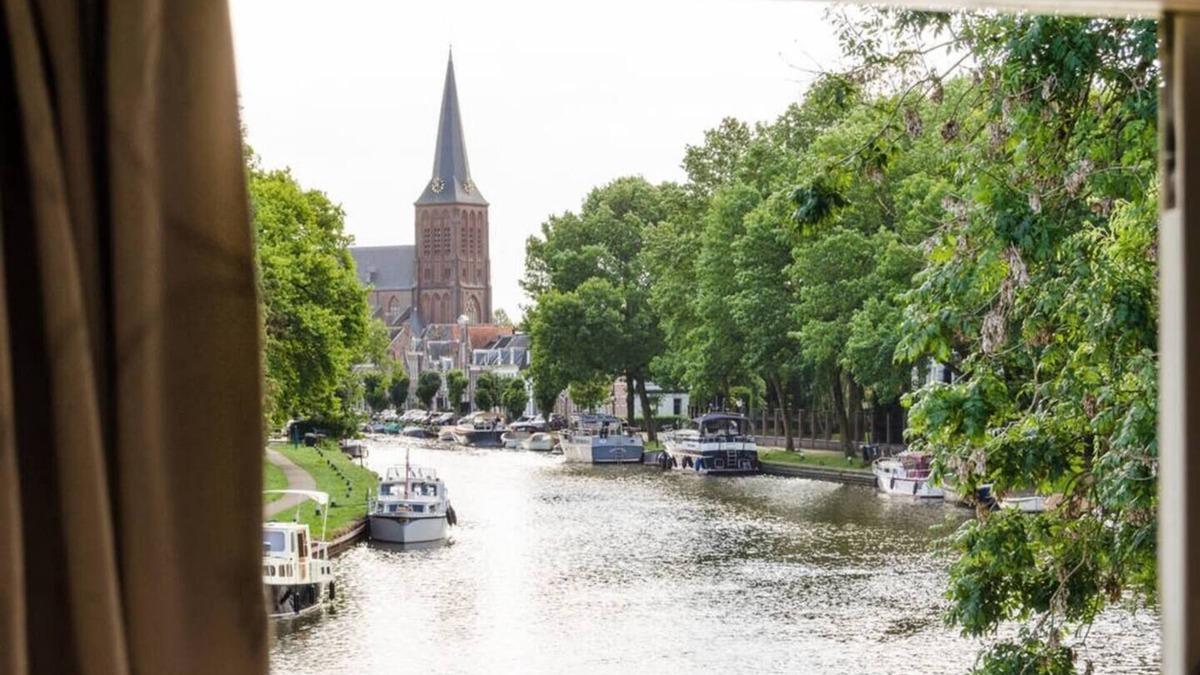 Maarssen House | Historical house on river Vechtn