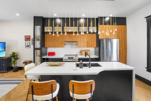 Salem Apartment | Historical Loft Retreat Minutes to Elora Main St