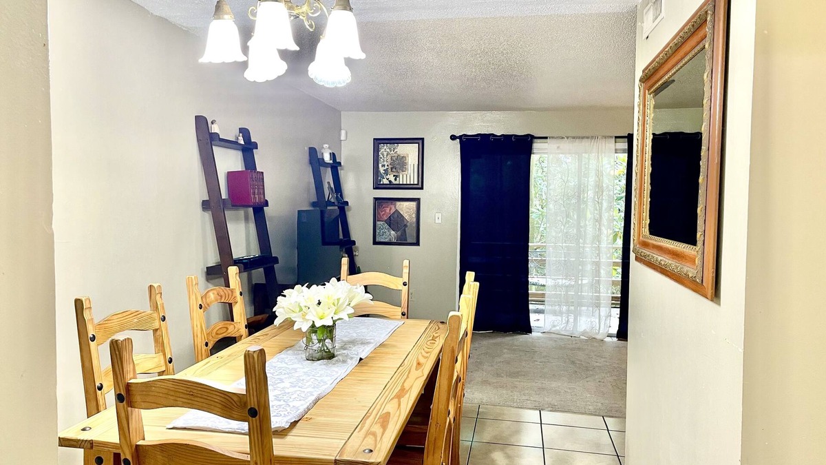 Tallahassee House | Historical neighborhood/Downtown close to FSU/FAMU/Cascade park. Quiet area.