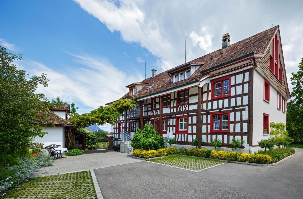 Guettingen Hotel | Historische Residenz Lindeneck